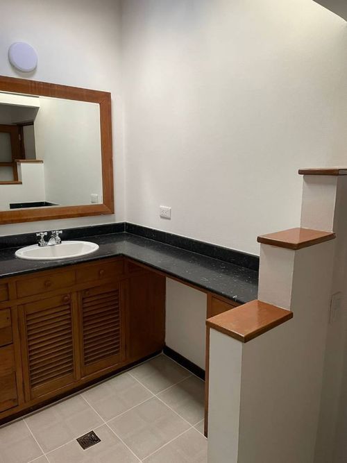 Casa de 5 alcobas en venta en El Diamante No. 2, Medellín, 289 m² · foto 17 de 24