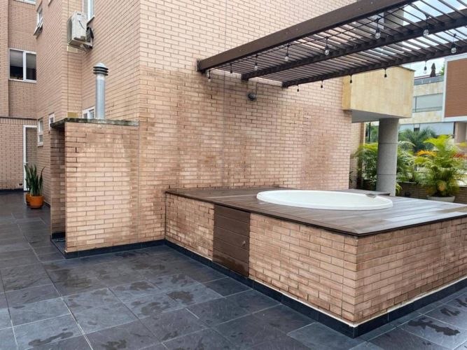 Apartamento de 3 alcobas en venta en Pance, Cali, 300 m² · foto 13 de 16