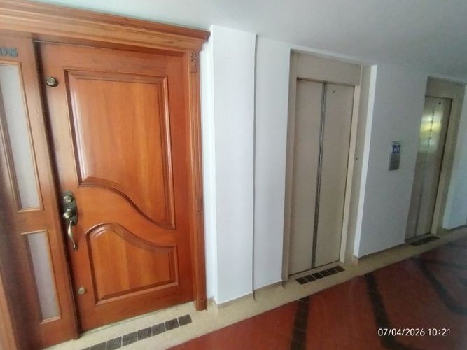 Apartamento en venta en Santa Monica, Cali · foto 2 de 24