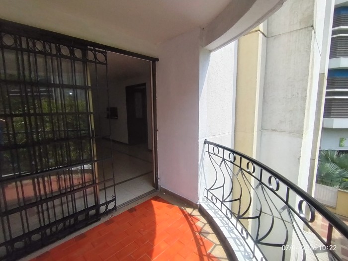 Apartamento en venta en Santa Monica, Cali · foto 5 de 24