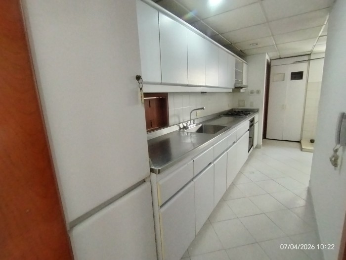 Apartamento en venta en Santa Monica, Cali · foto 9 de 24