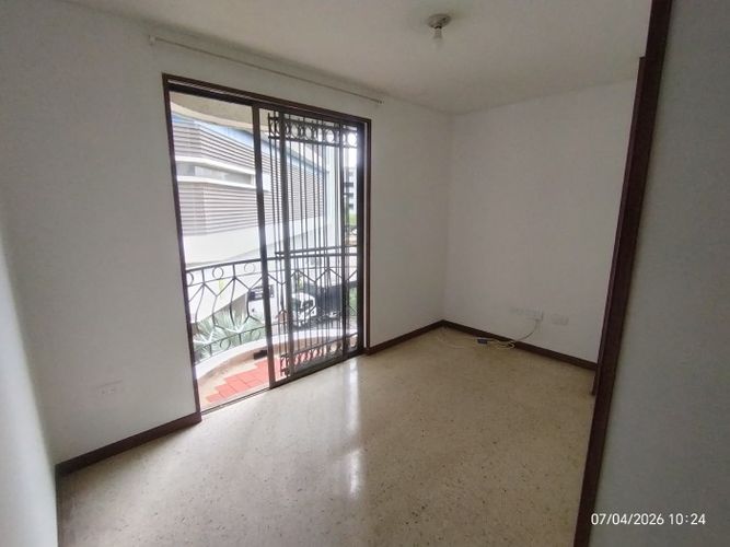 Apartamento en venta en Santa Monica, Cali · foto 18 de 24