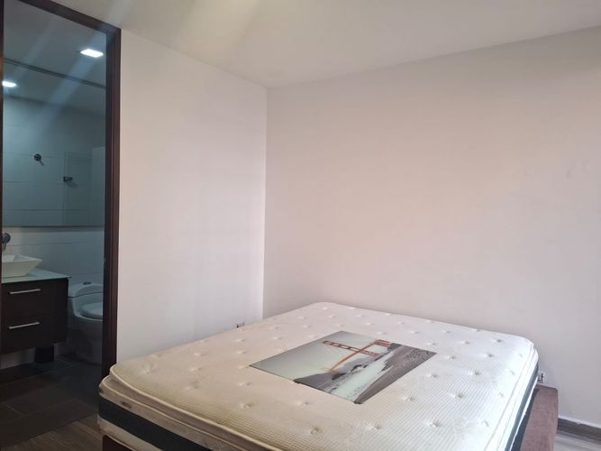 Apartamento de 2 alcobas en arriendo en El Poblado, Medellín, 98 m² · foto 11 de 18