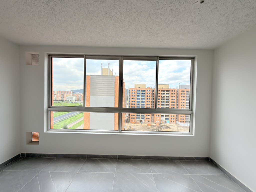 Apartamento en venta en La Prosperidad, Madrid 4
