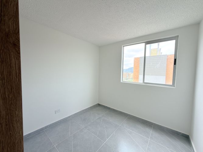 Apartamento de 3 alcobas en venta en La Prosperidad, Madrid, 53 m² · foto 18 de 23
