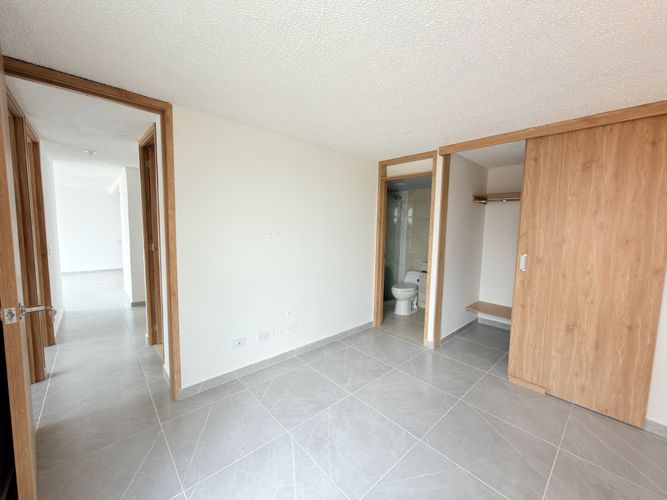 Apartamento de 3 alcobas en venta en La Prosperidad, Madrid, 53 m² · foto 22 de 23