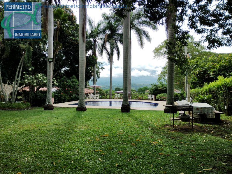 7BR Country House in Paso real (3357 m²) for Sale - 2