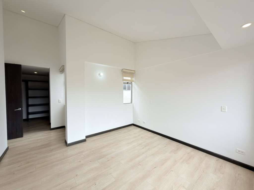 Casa en venta en Alcala, Mosquera · foto 23 de 24