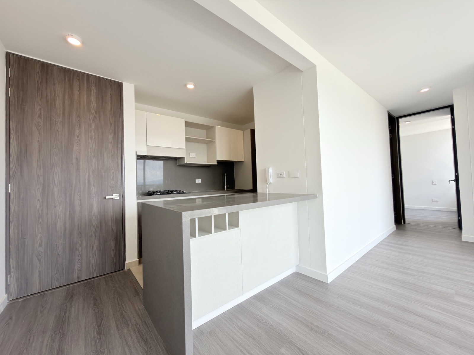 Apartamento en venta en Fontibon, Bogotá · foto 3 de 24