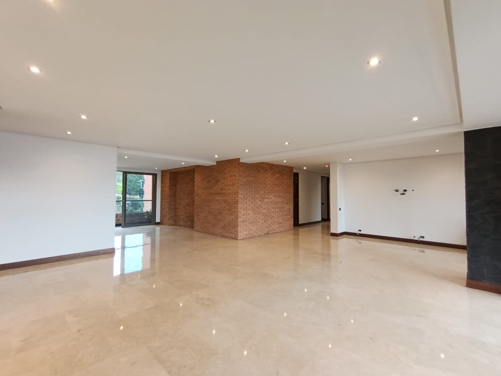 Apartamento en arriendo en El Poblado, Medellín · foto 7 de 20