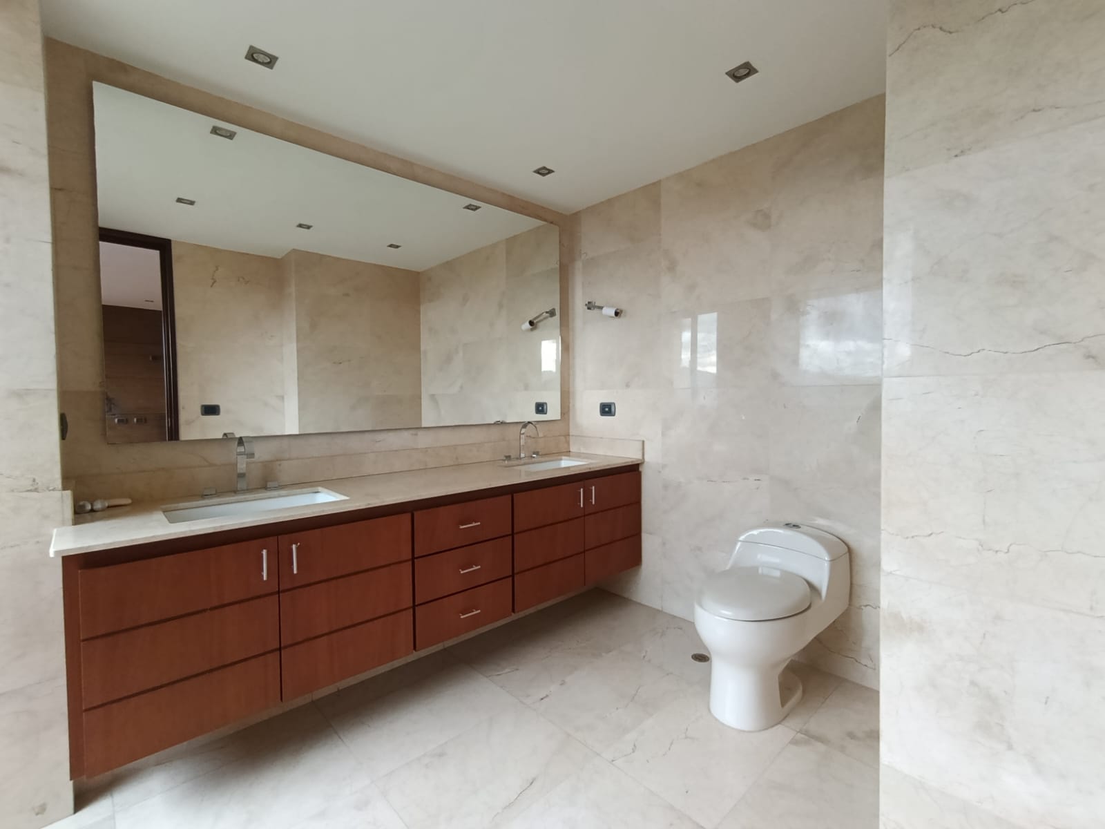 Apartamento en arriendo en El Poblado, Medellín · foto 12 de 20