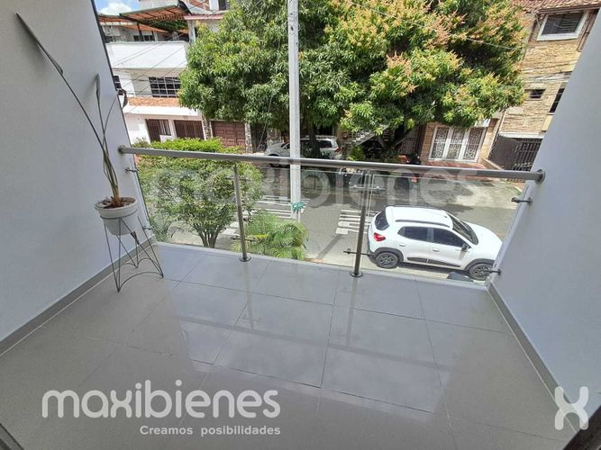 Local en arriendo en Los Colores, Medellín, 90 m² · foto 4 de 11