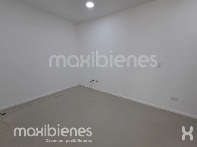 Local en arriendo en Los Colores, Medellín, 90 m² · foto 7 de 11