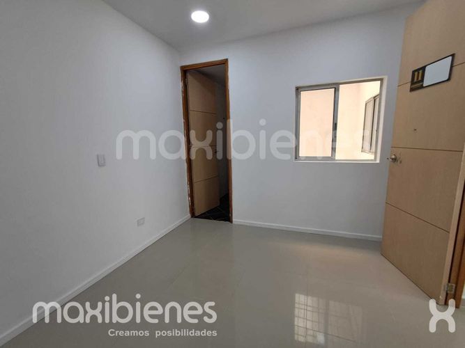 Local en arriendo en Los Colores, Medellín, 90 m² · foto 8 de 11