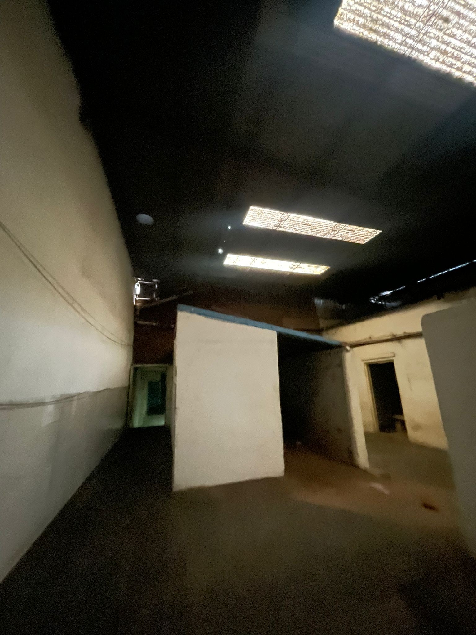 Local comercial de gran dimensión en alquiler. · Foto 6
