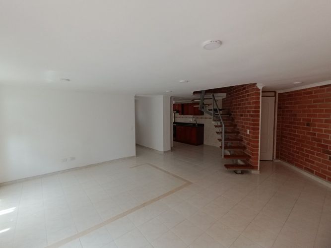Apartamento de 3 alcobas en arriendo en Vía Las Palmas, Medellín, 110 m² · foto 4 de 24