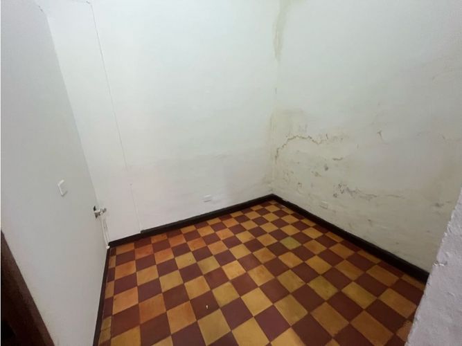 Local en arriendo en Zona Centro, Envigado, 35 m² · foto 2 de 5