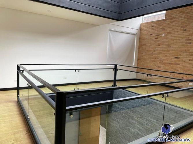 Casa de 4 alcobas en venta en Loma El Atravesado, Envigado, 321 m² · foto 19 de 19