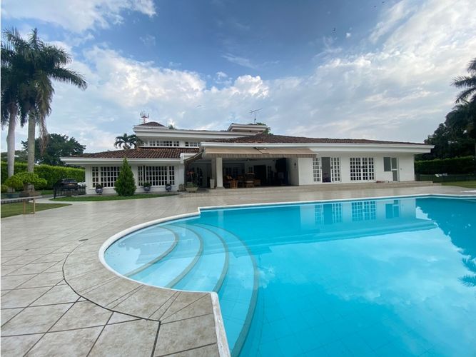 Casa de 5 alcobas en venta en Ciudad Jardin, Cali, 1020 m² · foto 6 de 24