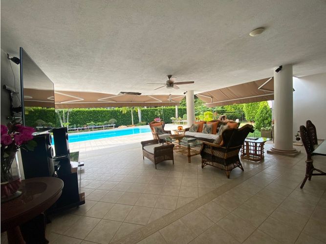 Casa de 5 alcobas en venta en Ciudad Jardin, Cali, 1020 m² · foto 7 de 24