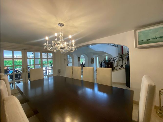 Casa de 5 alcobas en venta en Ciudad Jardin, Cali, 1020 m² · foto 11 de 24