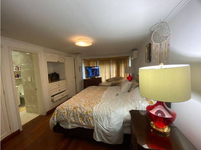 Casa de 5 alcobas en venta en Ciudad Jardin, Cali, 1020 m² · foto 13 de 24