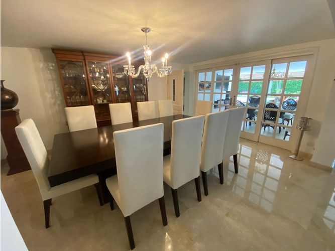 Casa de 5 alcobas en venta en Ciudad Jardin, Cali, 1020 m² · foto 14 de 24