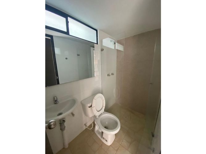 Apartamento de 3 alcobas en venta en Conjunto Residencial Pinares, Madrid, 60 m² · foto 6 de 10