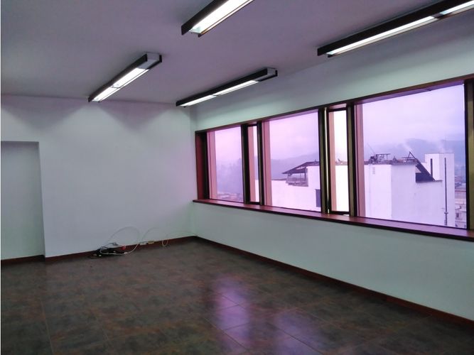 Oficina en arriendo en El Centro, Manizales, 31 m² · foto 3 de 7