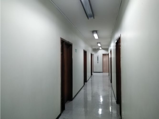 Oficina en arriendo en El Centro, Manizales, 31 m² · foto 5 de 7
