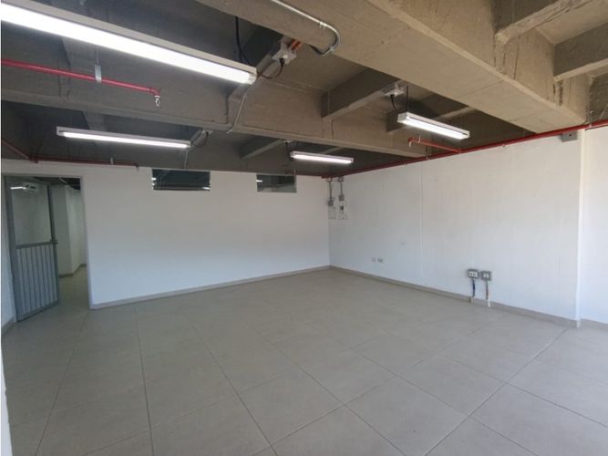 Oficina en venta en Los Colegios, Rionegro, 64 m² · foto 2 de 13