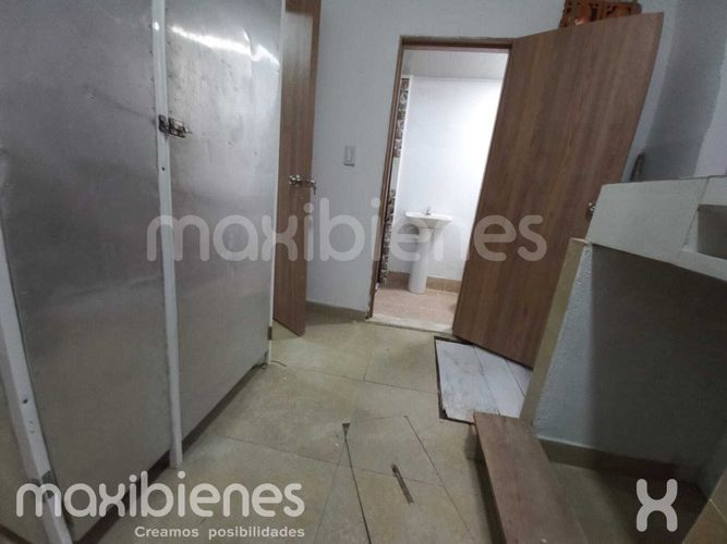 Apartamento de 3 alcobas en arriendo en Policarpa, Apartado, 75 m² · foto 4 de 12