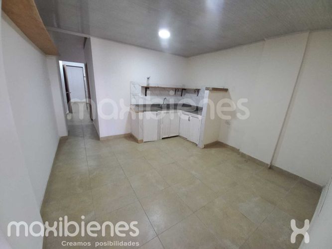 Apartamento de 3 alcobas en arriendo en Policarpa, Apartado, 75 m² · foto 8 de 12
