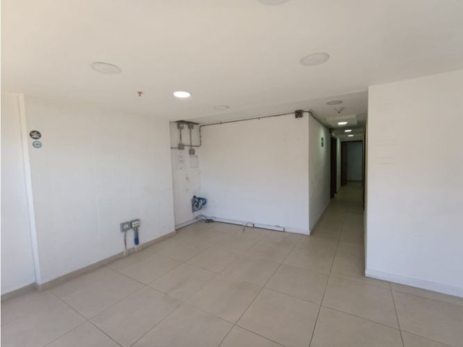 Oficina en venta en Los Colegios, Rionegro, 80 m² · foto 3 de 16