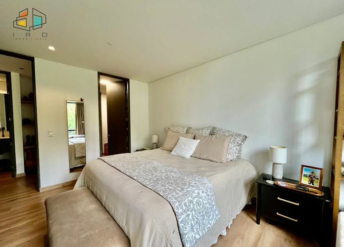 Apartamento de 2 alcobas en venta en Miraflores, Medellín, 118 m² · foto 16 de 24