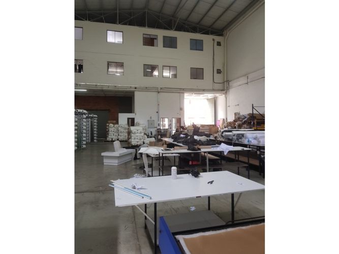 Bodega en arriendo en La Tablaza, La Estrella, 830 m² · foto 4 de 4