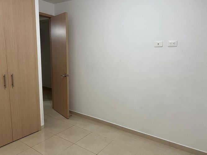 Apartamento de 3 alcobas en venta en La Feria, Piedecuesta, 72 m² · foto 9 de 13