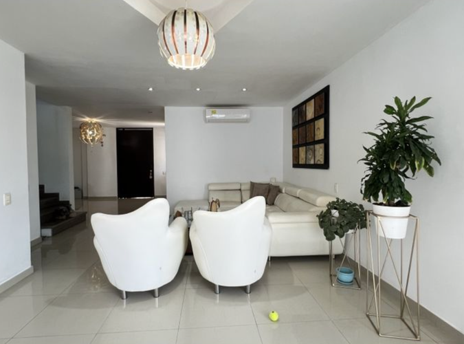 Casa de 4 alcobas en venta en Villa Campestre, Barranquilla, 360 m² · foto 4 de 10
