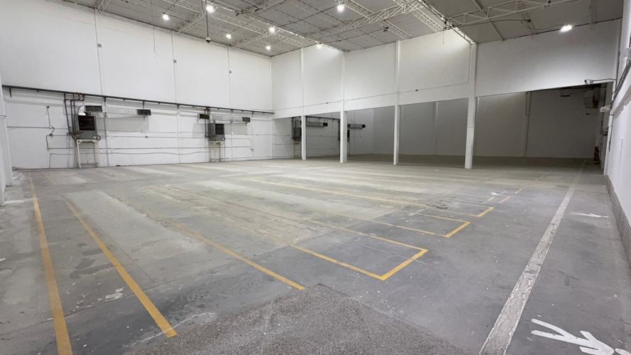 Bodega en venta en Villa San Pedro I, Barranquilla, 2400 m² · foto 20 de 24