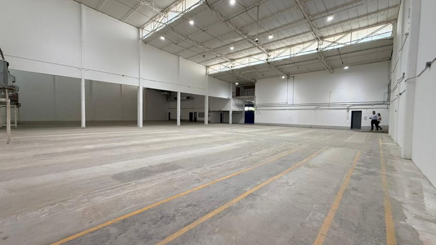 Bodega en venta en Villa San Pedro I, Barranquilla, 2400 m² · foto 22 de 24
