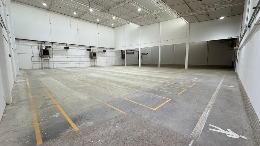 Bodega en venta en Villa San Pedro I, Barranquilla, 2400 m² · foto 23 de 24