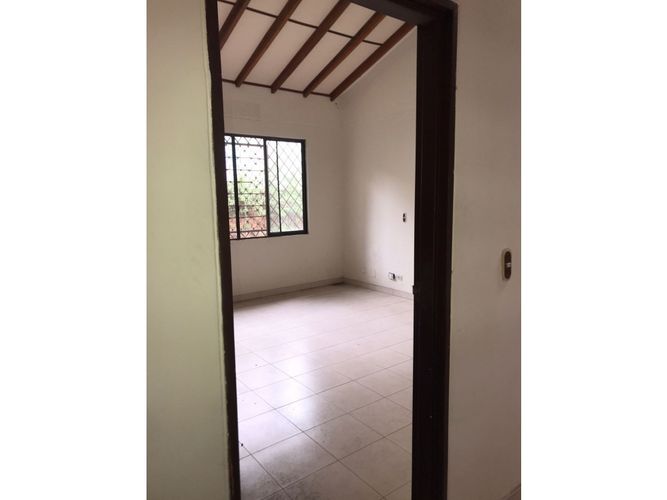 Casa de 5 alcobas en venta en Ciudad Jardin, Cali, 467 m² · foto 6 de 24