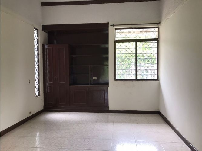 Casa de 5 alcobas en venta en Ciudad Jardin, Cali, 467 m² · foto 9 de 24