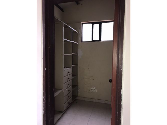 Casa de 5 alcobas en venta en Ciudad Jardin, Cali, 467 m² · foto 10 de 24