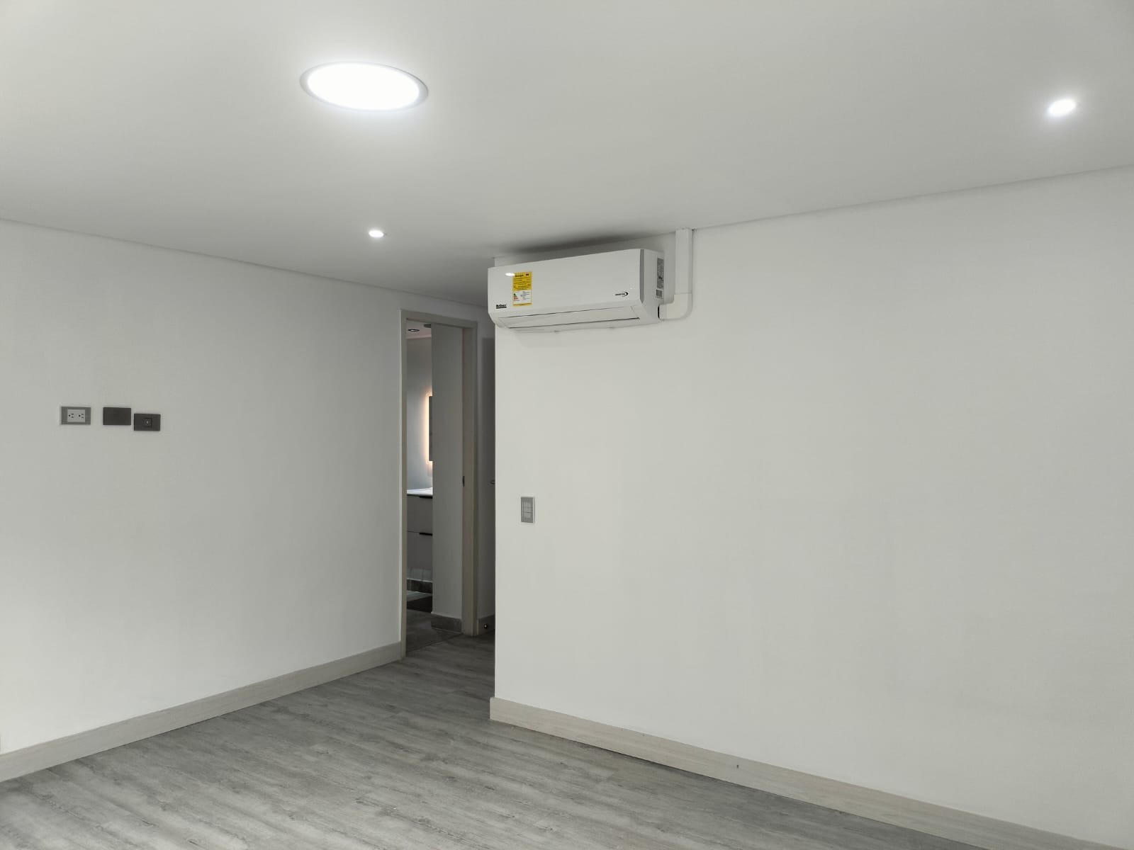 Apartamento en arriendo en El Poblado, Medellín · foto 13 de 18