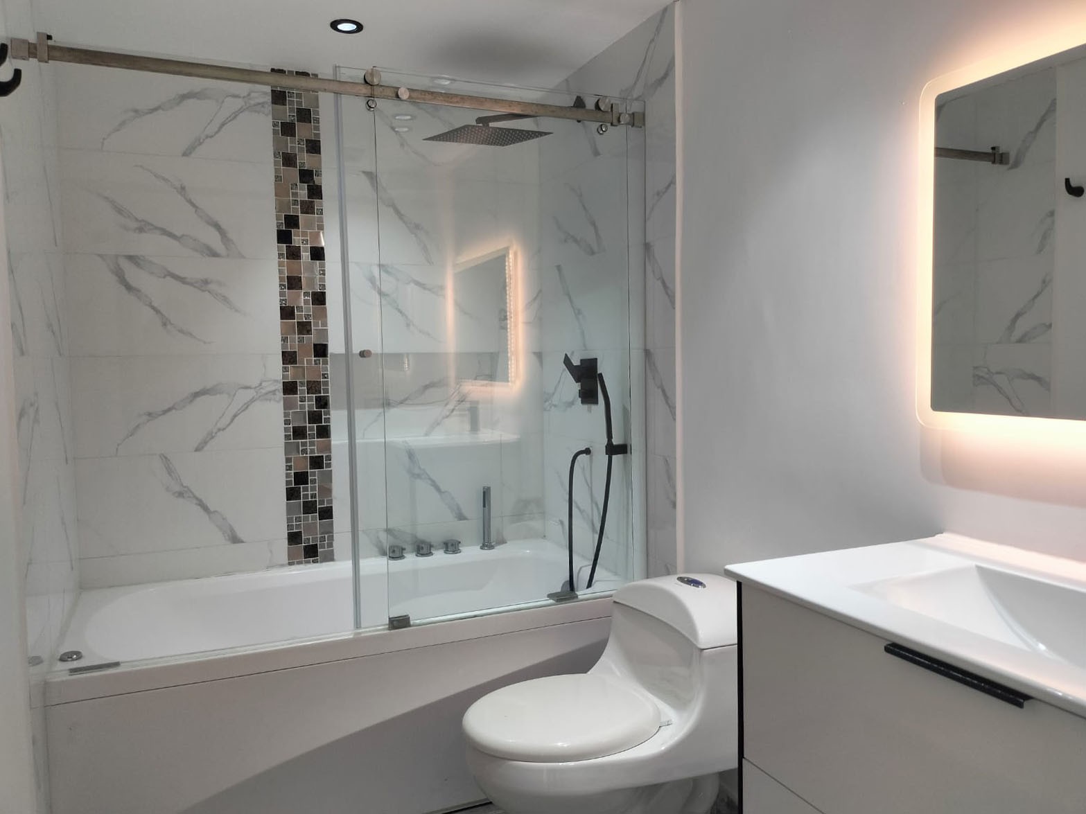 Apartamento en arriendo en El Poblado, Medellín · foto 16 de 18