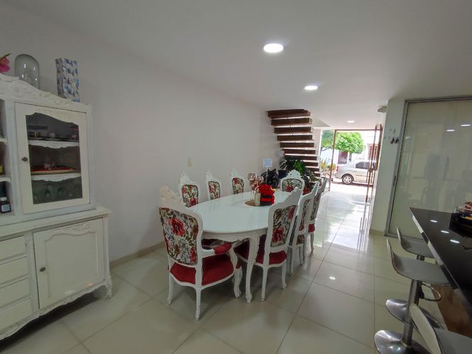 Casa de 4 alcobas en venta en Sector Oriental, Cúcuta, 300 m² · foto 4 de 24