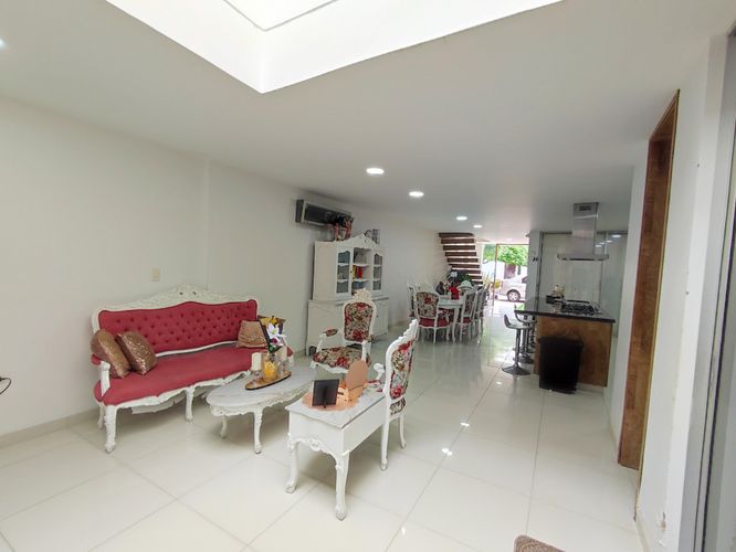 Casa de 4 alcobas en venta en Sector Oriental, Cúcuta, 300 m² · foto 5 de 24