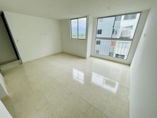 Apartamento de 2 alcobas en venta en Rafael Garcia Herreros Et Iii, Cúcuta, 49 m² · foto 2 de 14