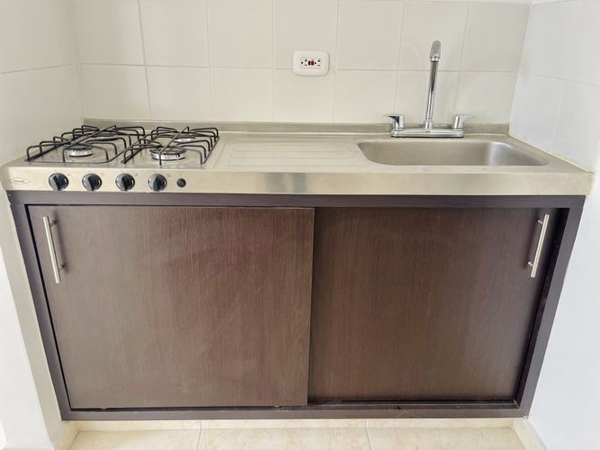 Apartamento de 2 alcobas en venta en Rafael Garcia Herreros Et Iii, Cúcuta, 49 m² · foto 4 de 14